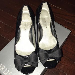 Girls dress shoes Size13M